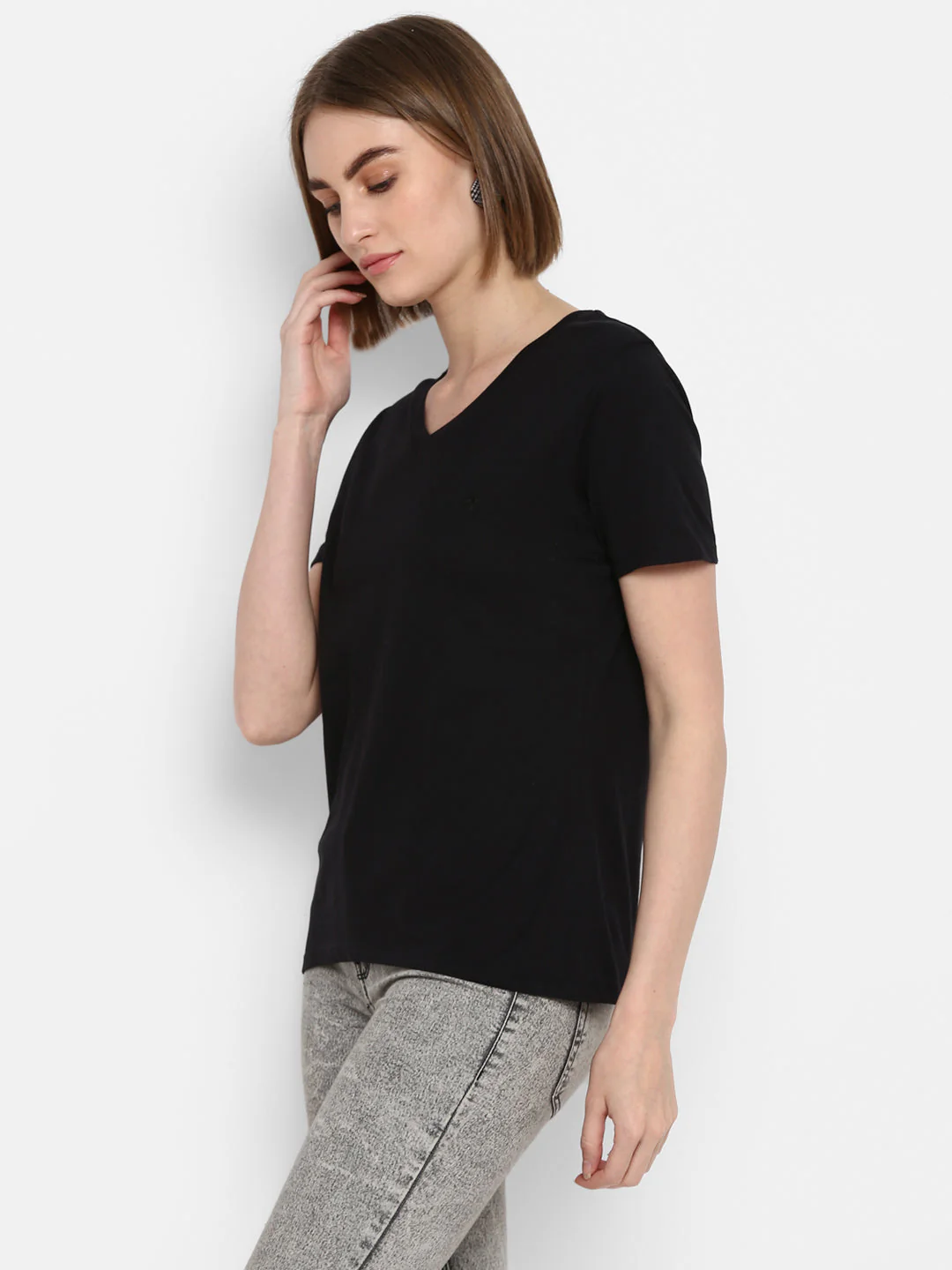 T-Shirt for Women in Black | Cotton V Neck T Shirt - Image 5