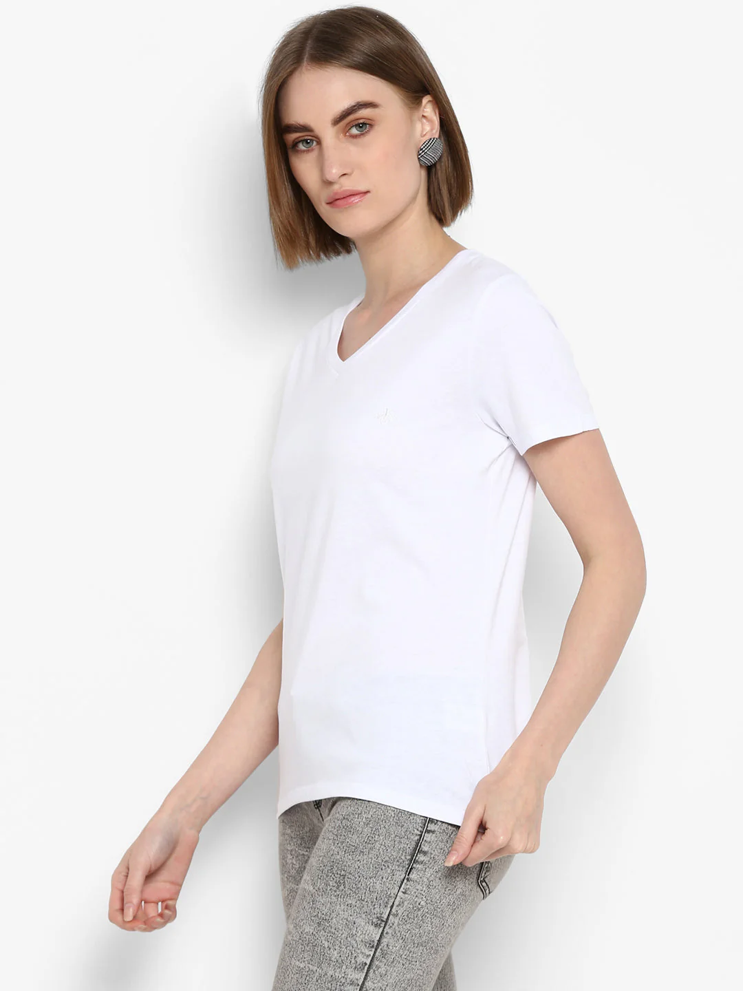 T-Shirt for Women in White | Cotton V Neck Half Sleeve T Shirt - Image 4