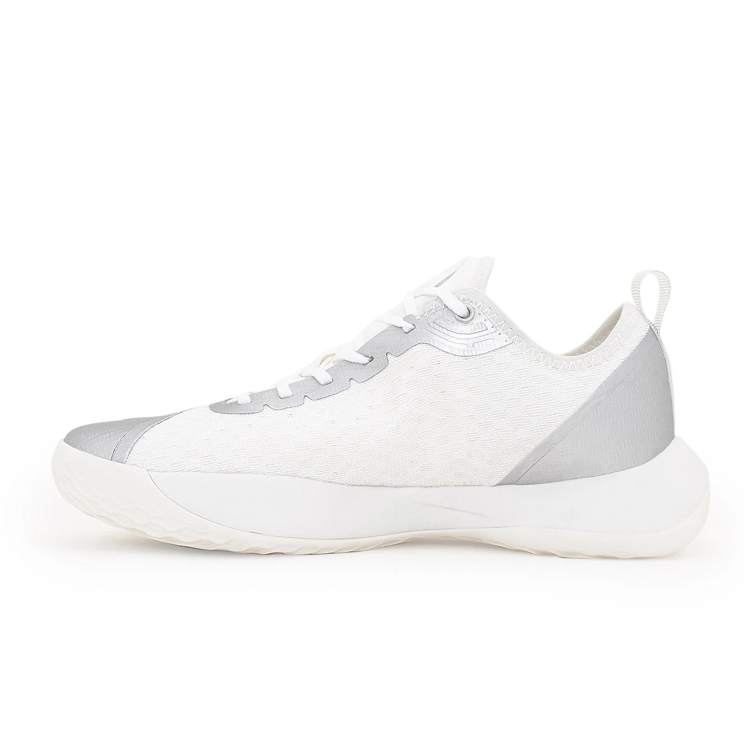 Basketball Shoes for Men in White and Grey - Image 3