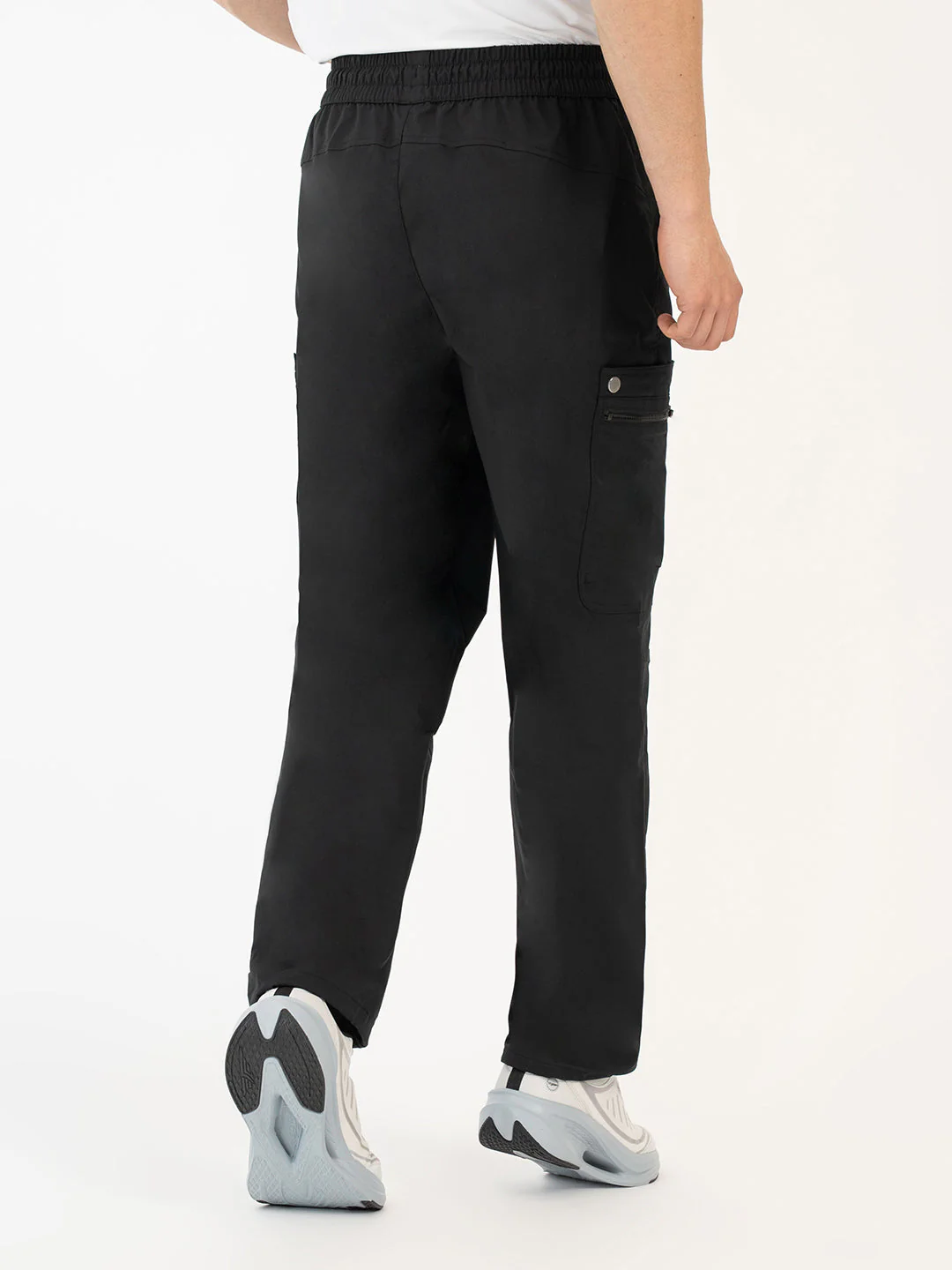 Red Tape Black Pants for Men - Image 3