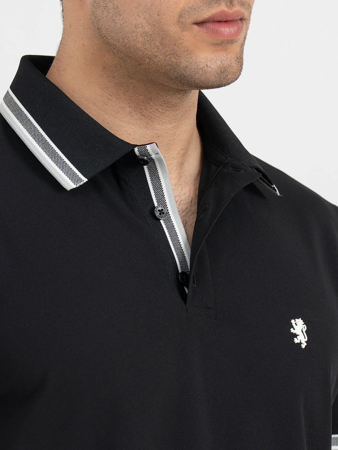 Red Tape Black Polo T-Shirt for Men - Image 7