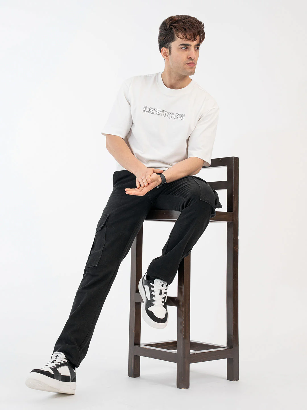 Red Tape Carbon Black Jeans for Men - Image 5