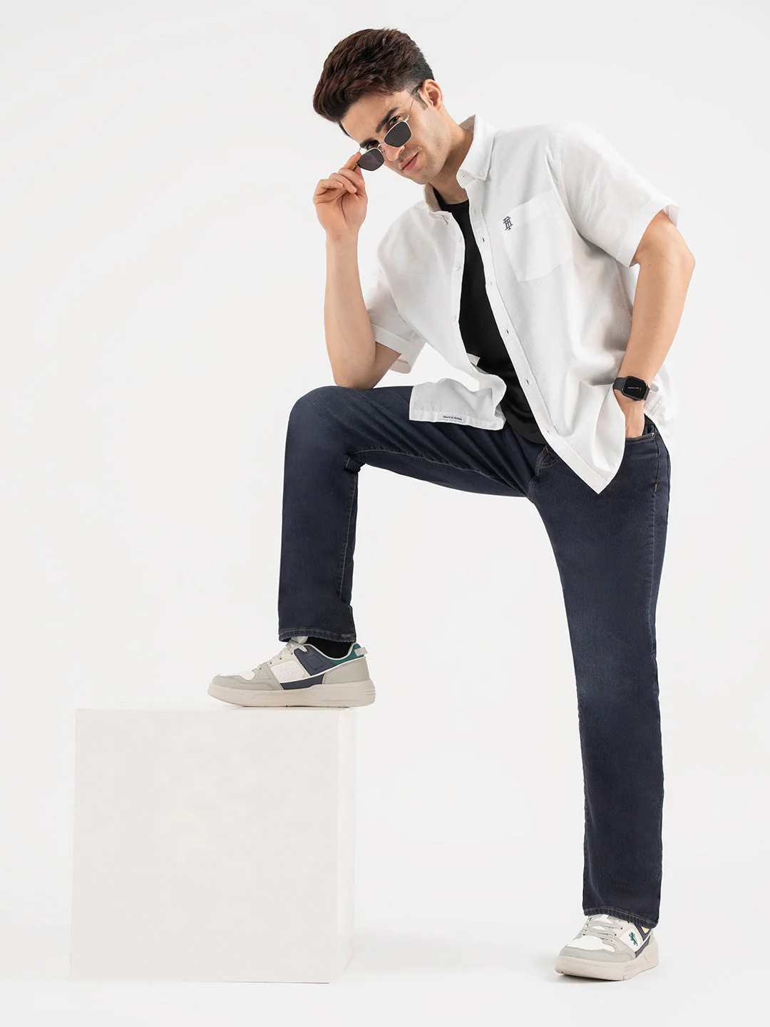 Red Tape Carbon Blue Jeans for Men - Image 5