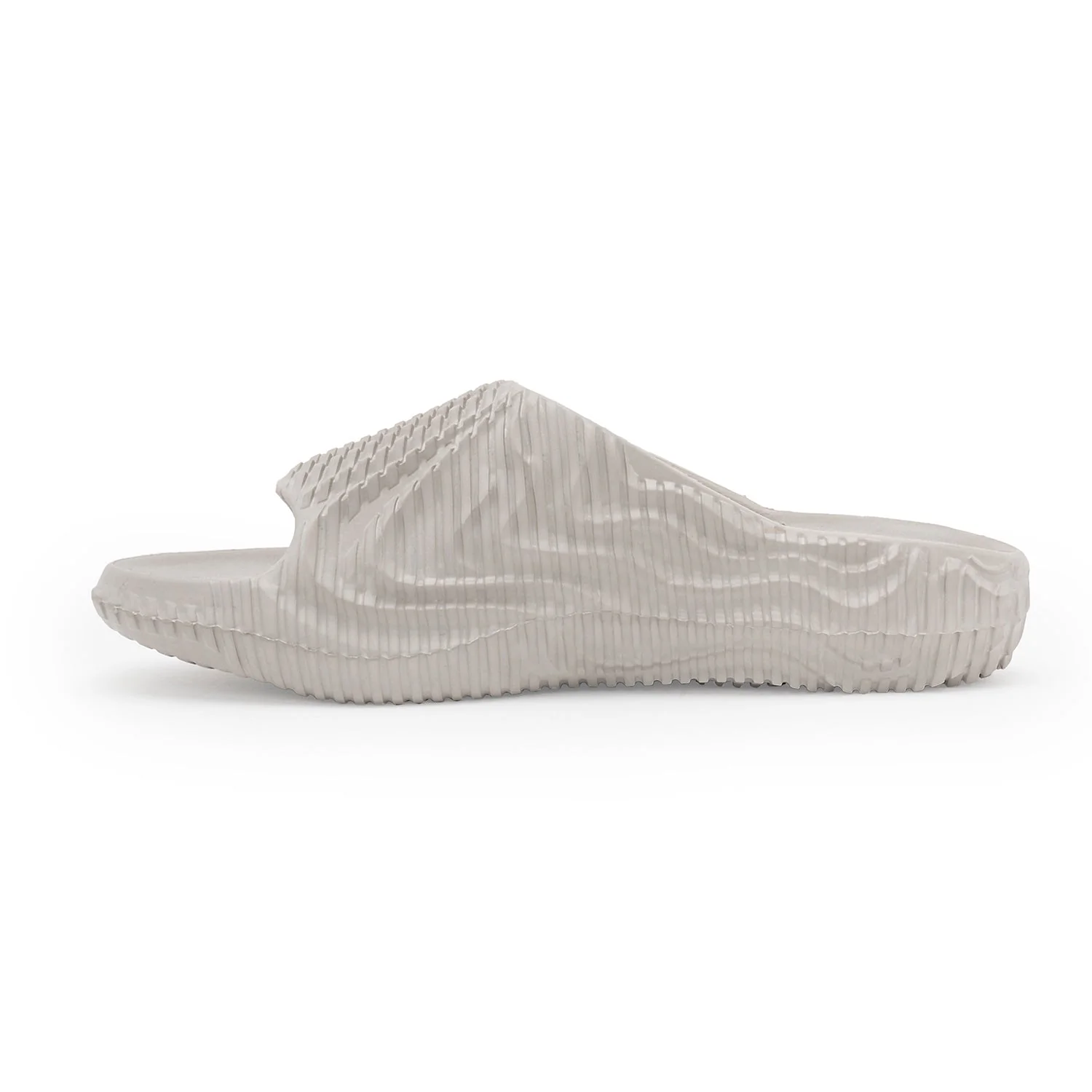 casual sliders for men refined round toe shape with a relaxing slip on support - Image 3