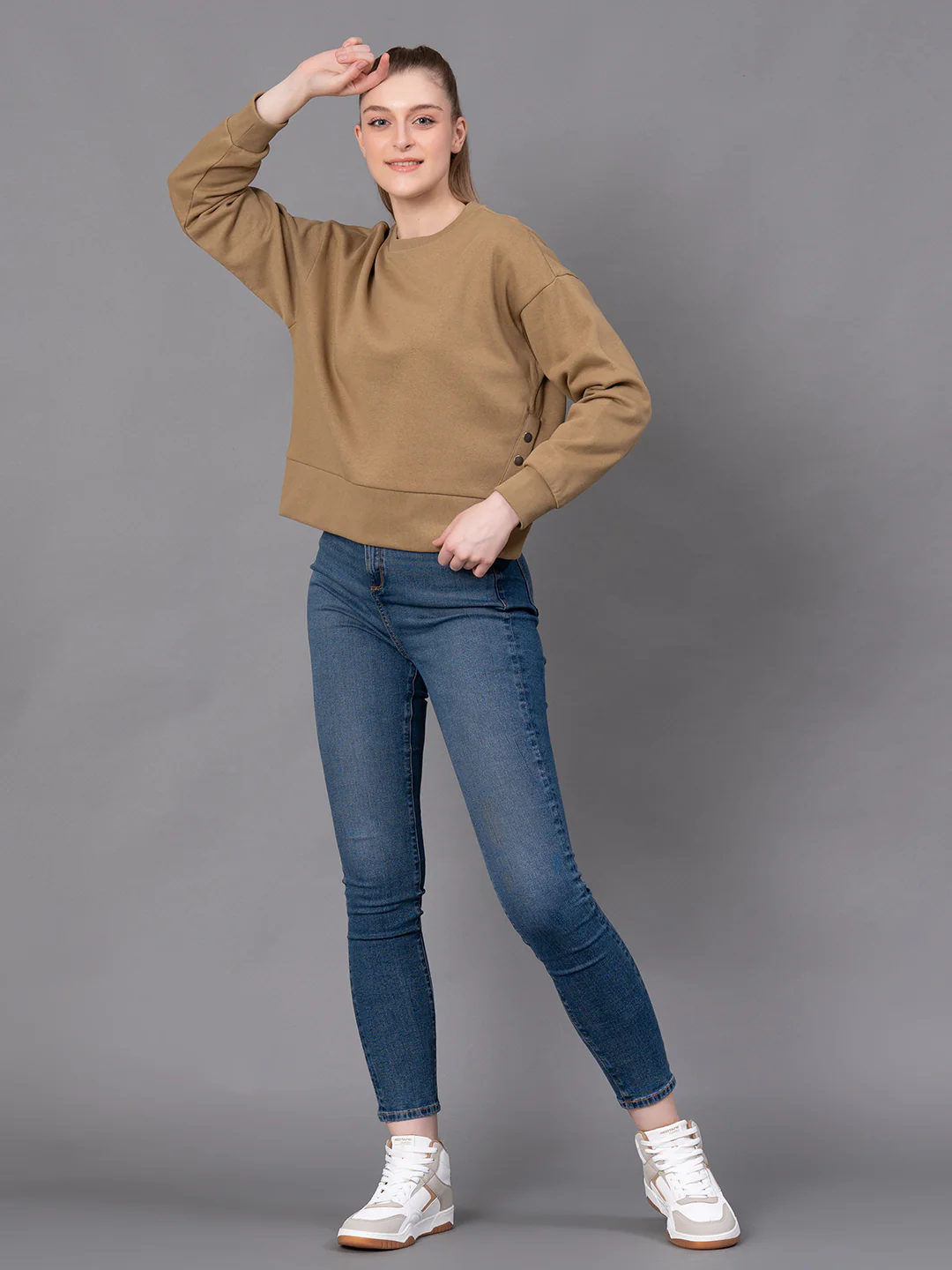 Casual Solid Sweatshirt for Women - Image 2