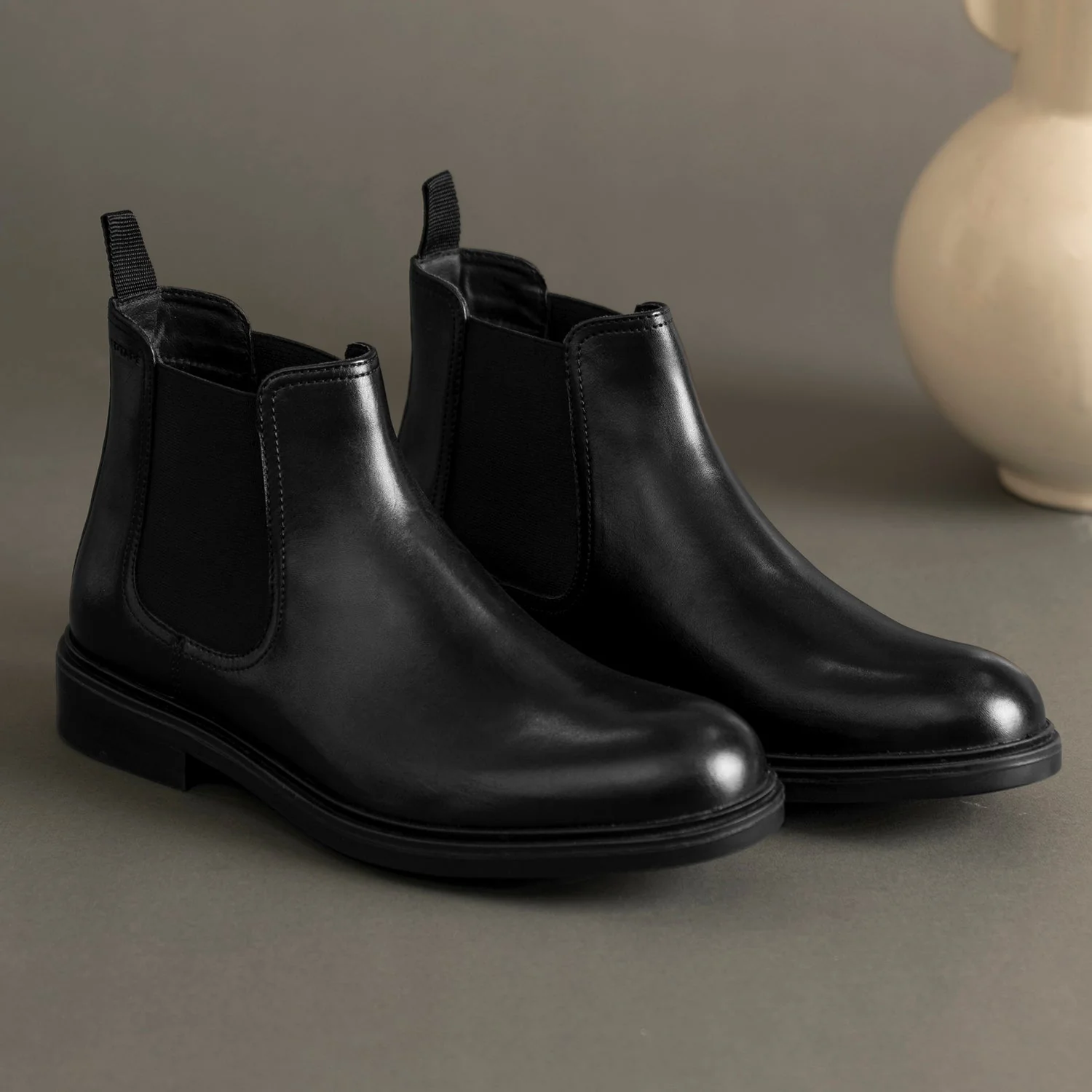 Chelsea Boots for Men in Black | Casual Leather Mid-Cut Boots - Image 6