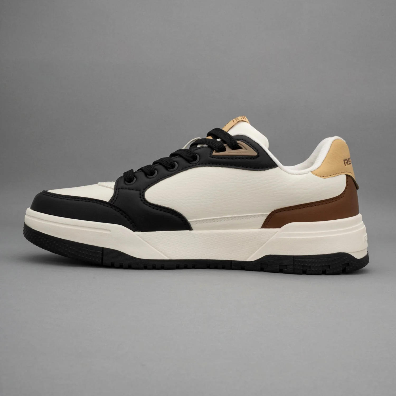 Classic Sneakers for Men for Everyday Casual Comfort - Image 3