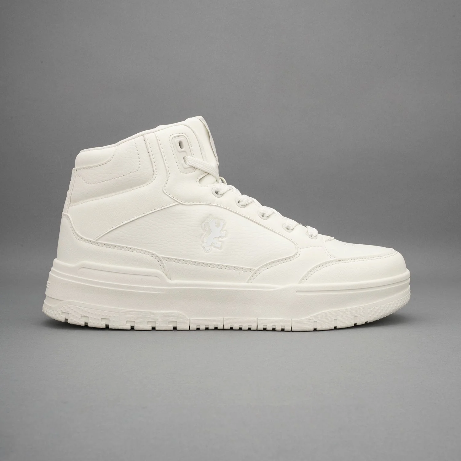 Classic Sneakers for Men for Everyday Casual Comfort - Image 2