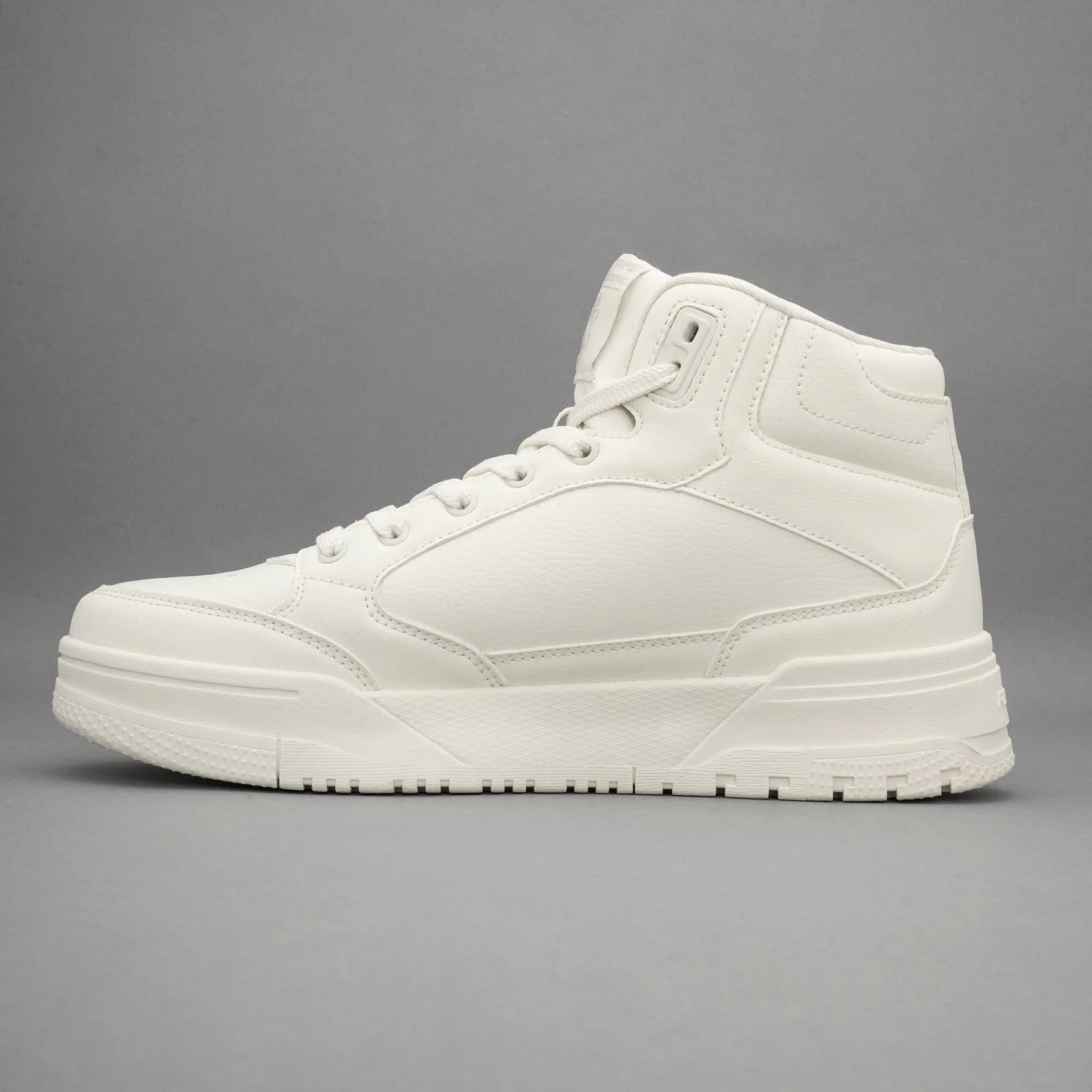 Classic Sneakers for Men for Everyday Casual Comfort - Image 3