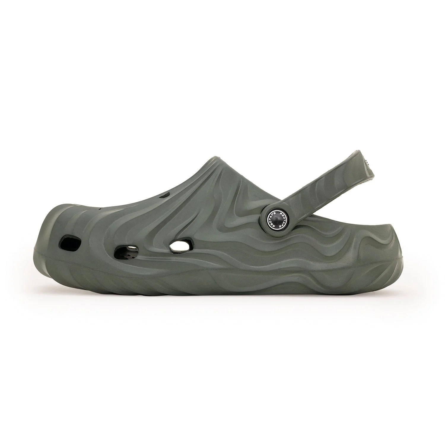 Clogs for Men for Casual Poolside Comfort - Image 3