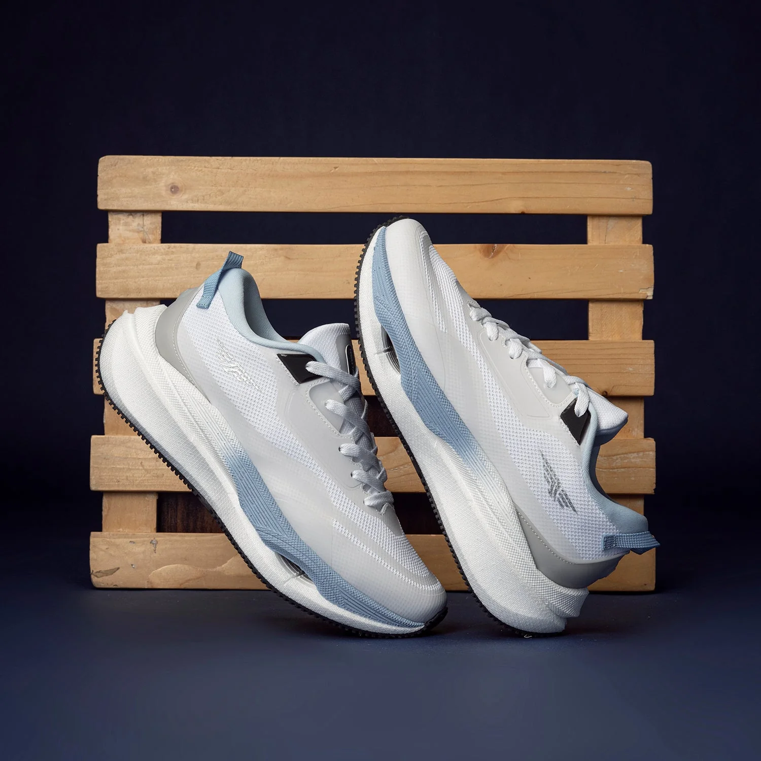 ETPU Athleisure Shoes for Men | Cultured Round-Toe Shape & Cushioning Technology - Image 6