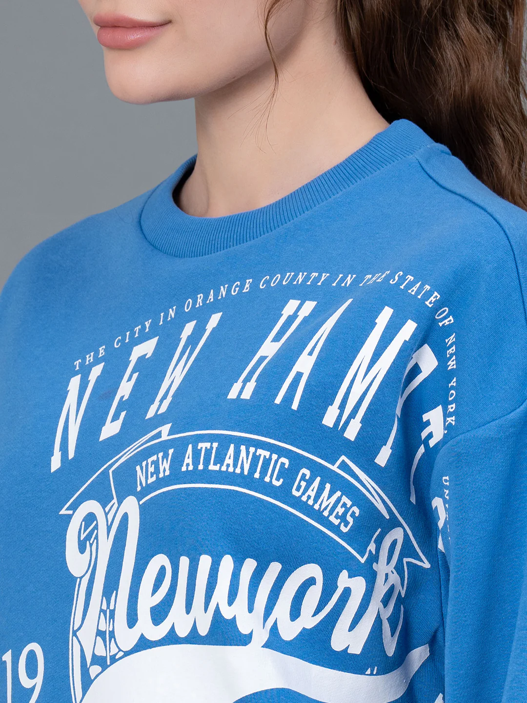 Graphic Print Sweatshirt for Women - Image 4