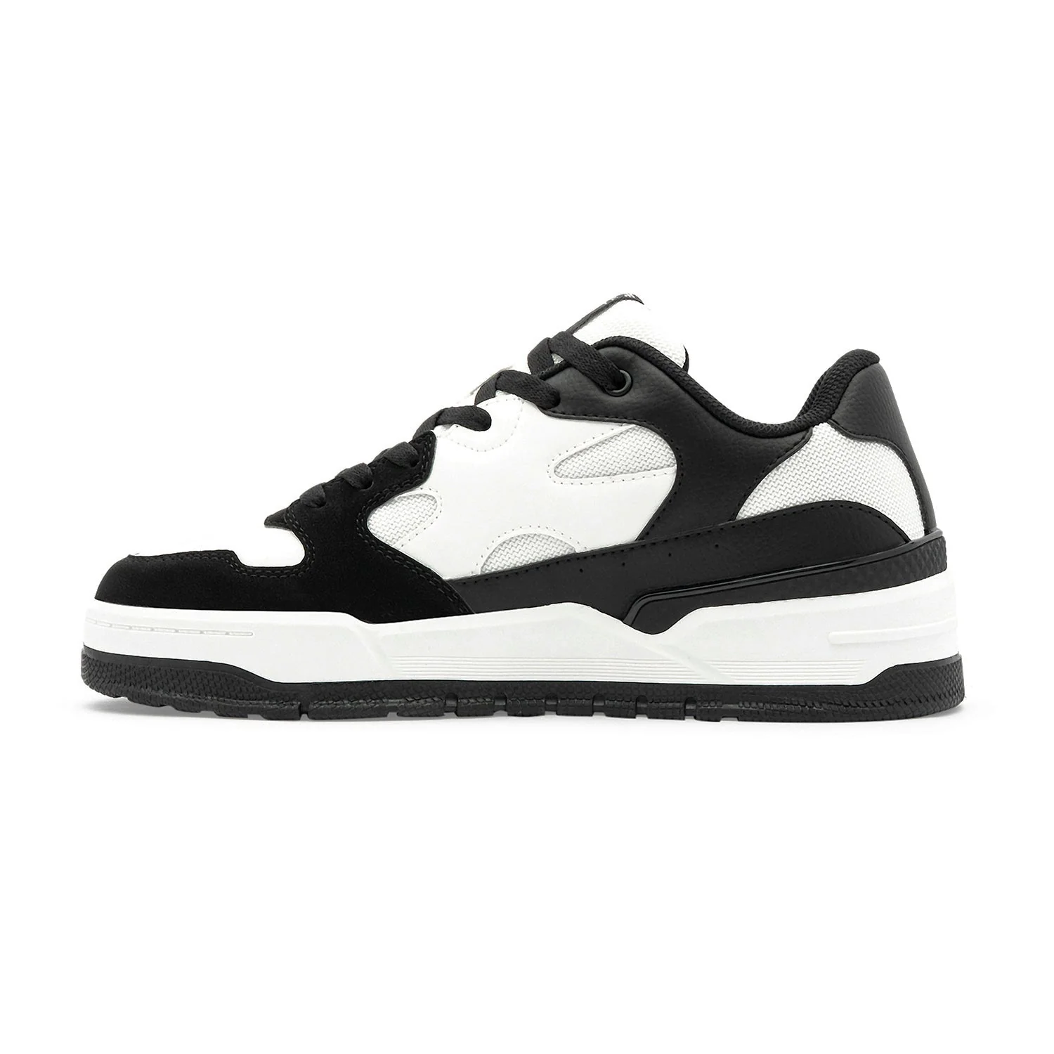 Lifestyle Sneakers for Men for Classic Everyday Comfort - Image 3