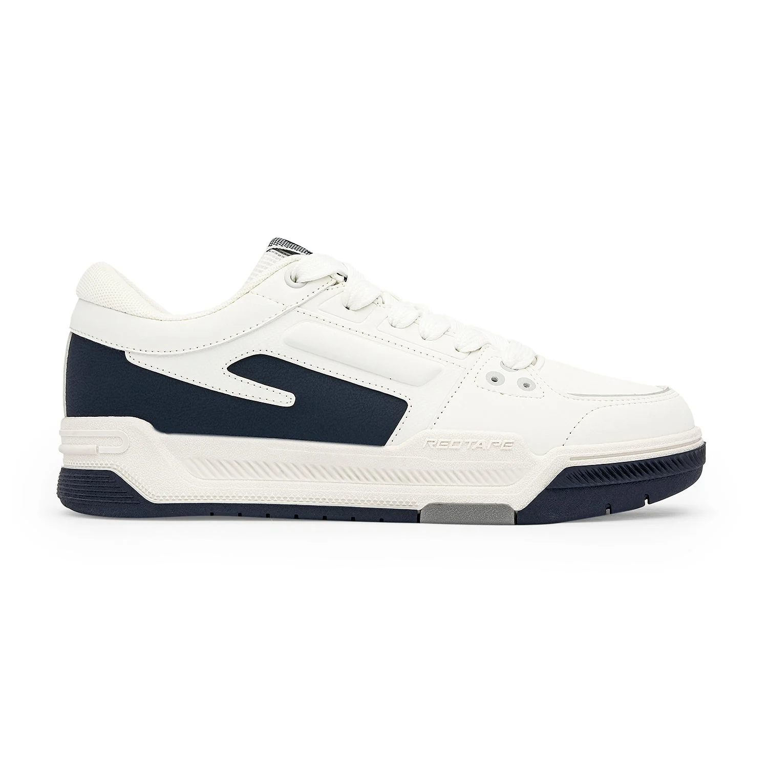 Lifestyle Sneakers for Men for Classic Everyday Comfort - Image 2