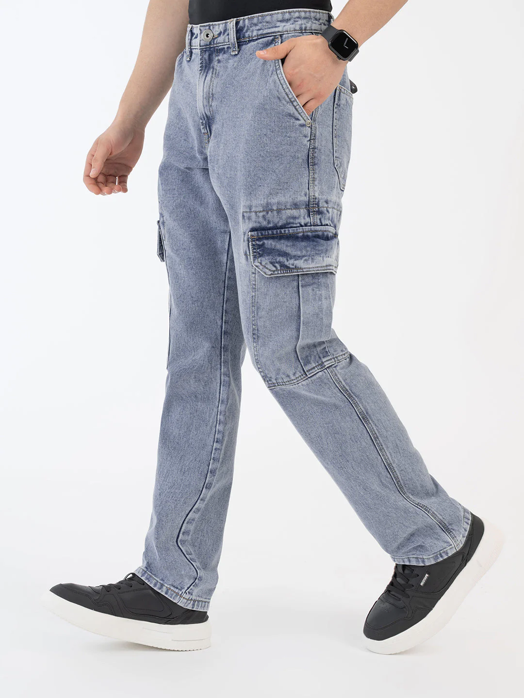 Red Tape Light Blue Jeans for Men - Image 2