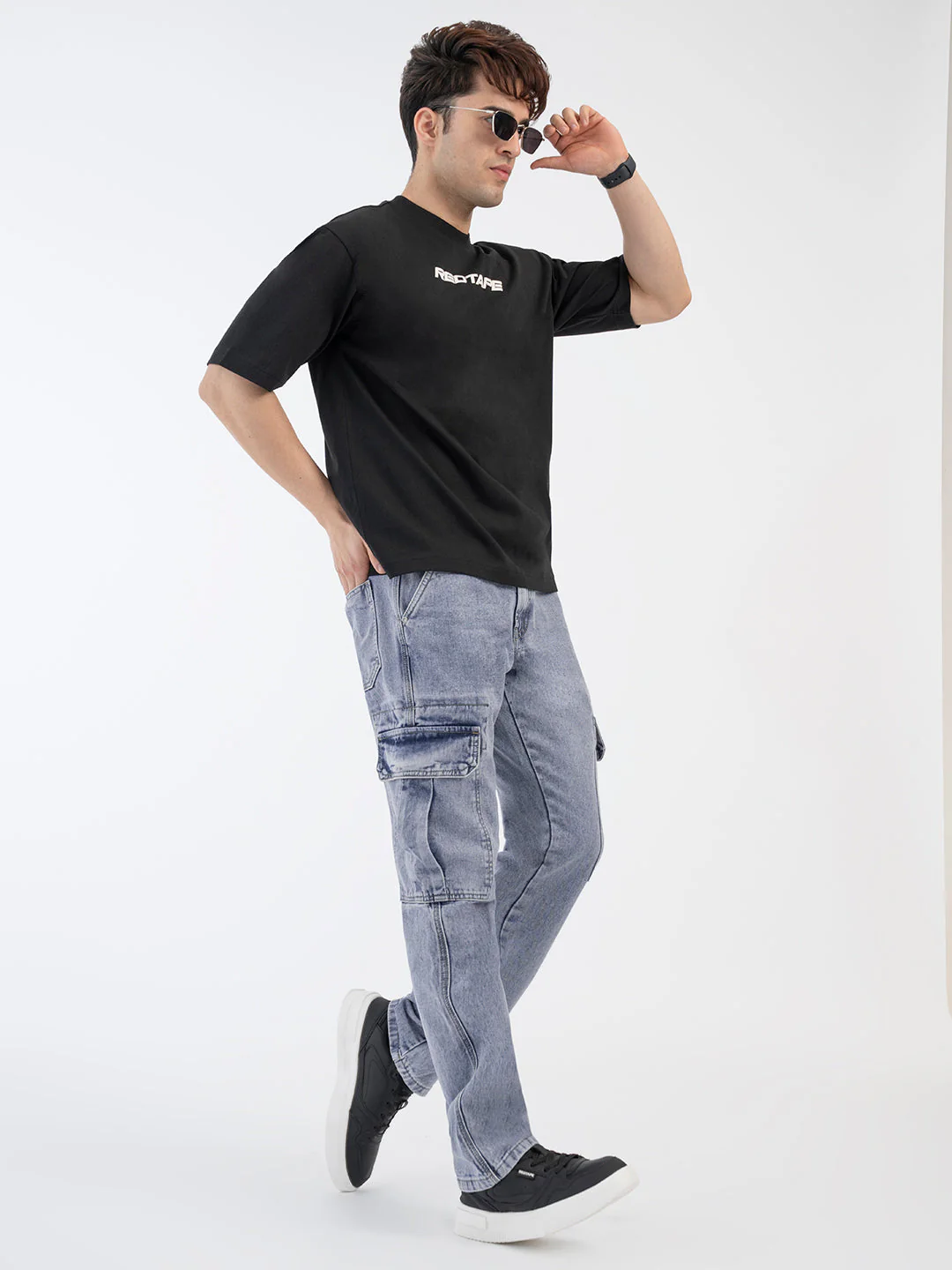 Red Tape Light Blue Jeans for Men - Image 5