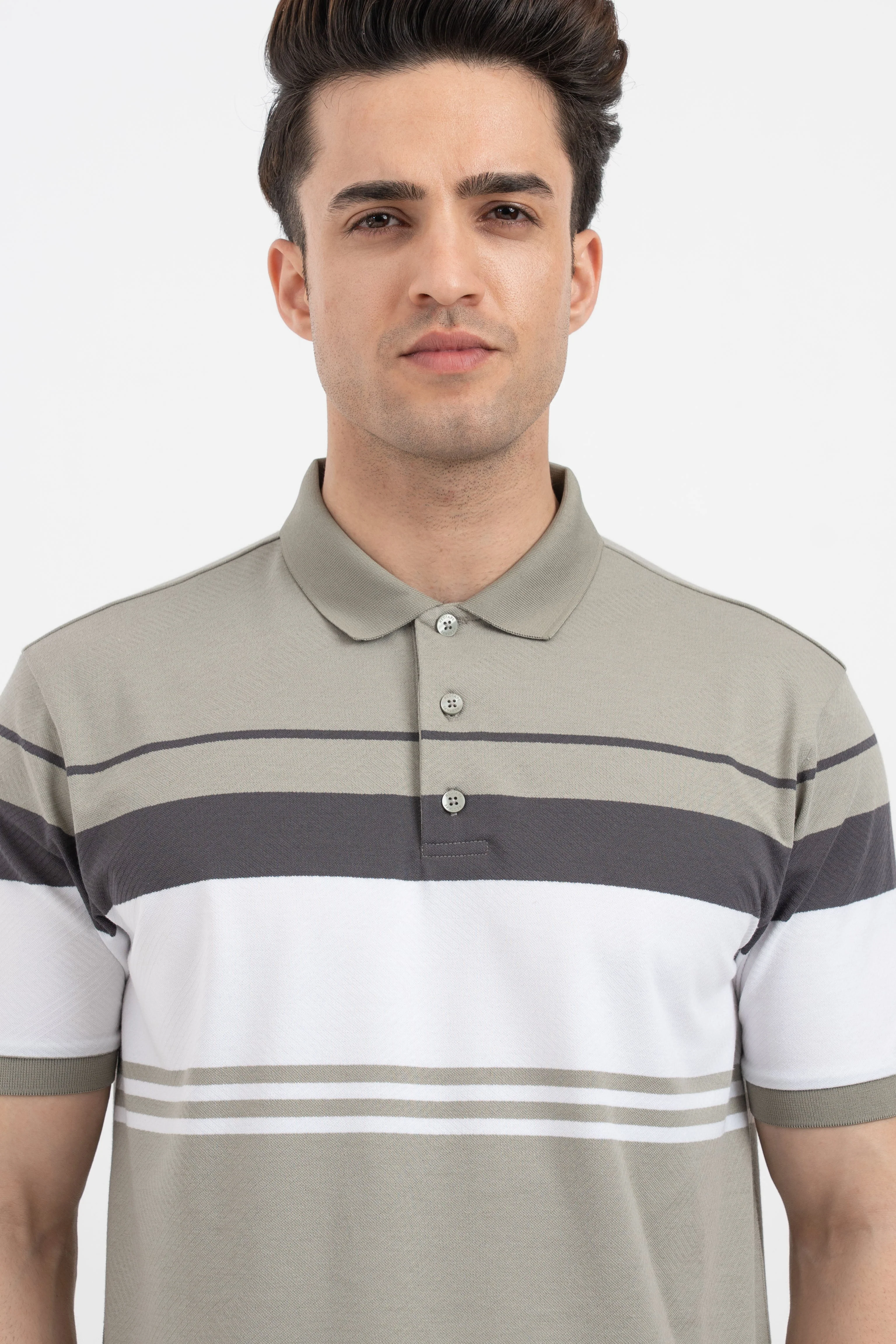 Red Tape Light Green Polo T-Shirt for Men - Image 7