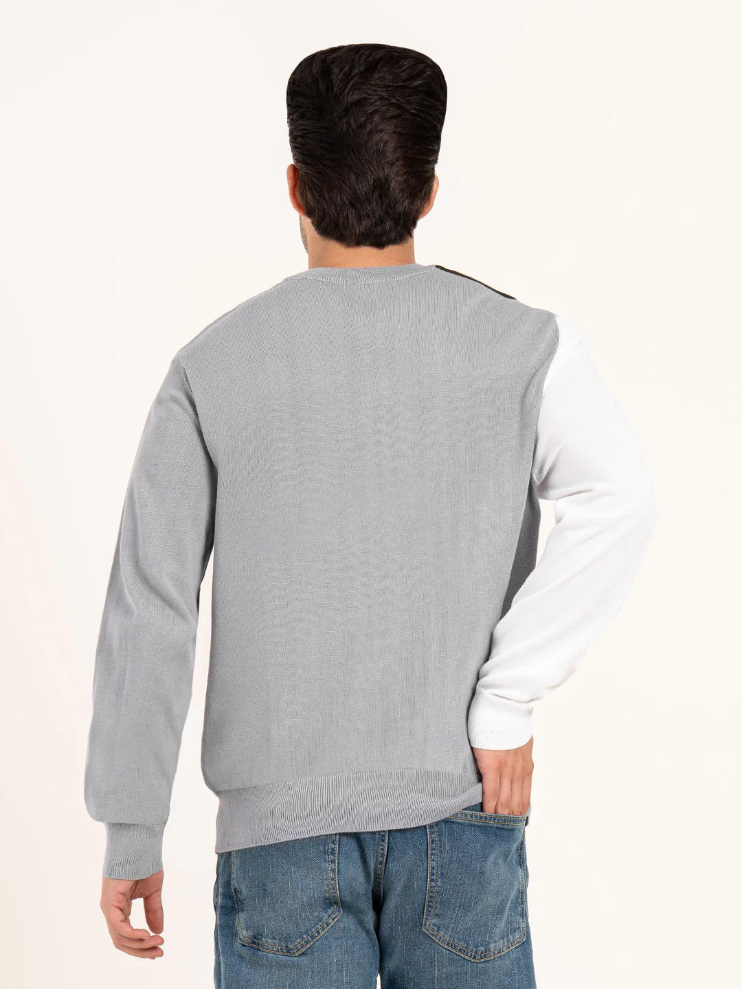 Light Grey Men's Pullover Sweater for Winter - Image 4