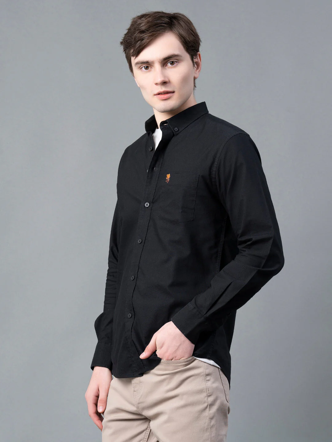 Men Black Solid Pure Cotton Shirts - Image 2