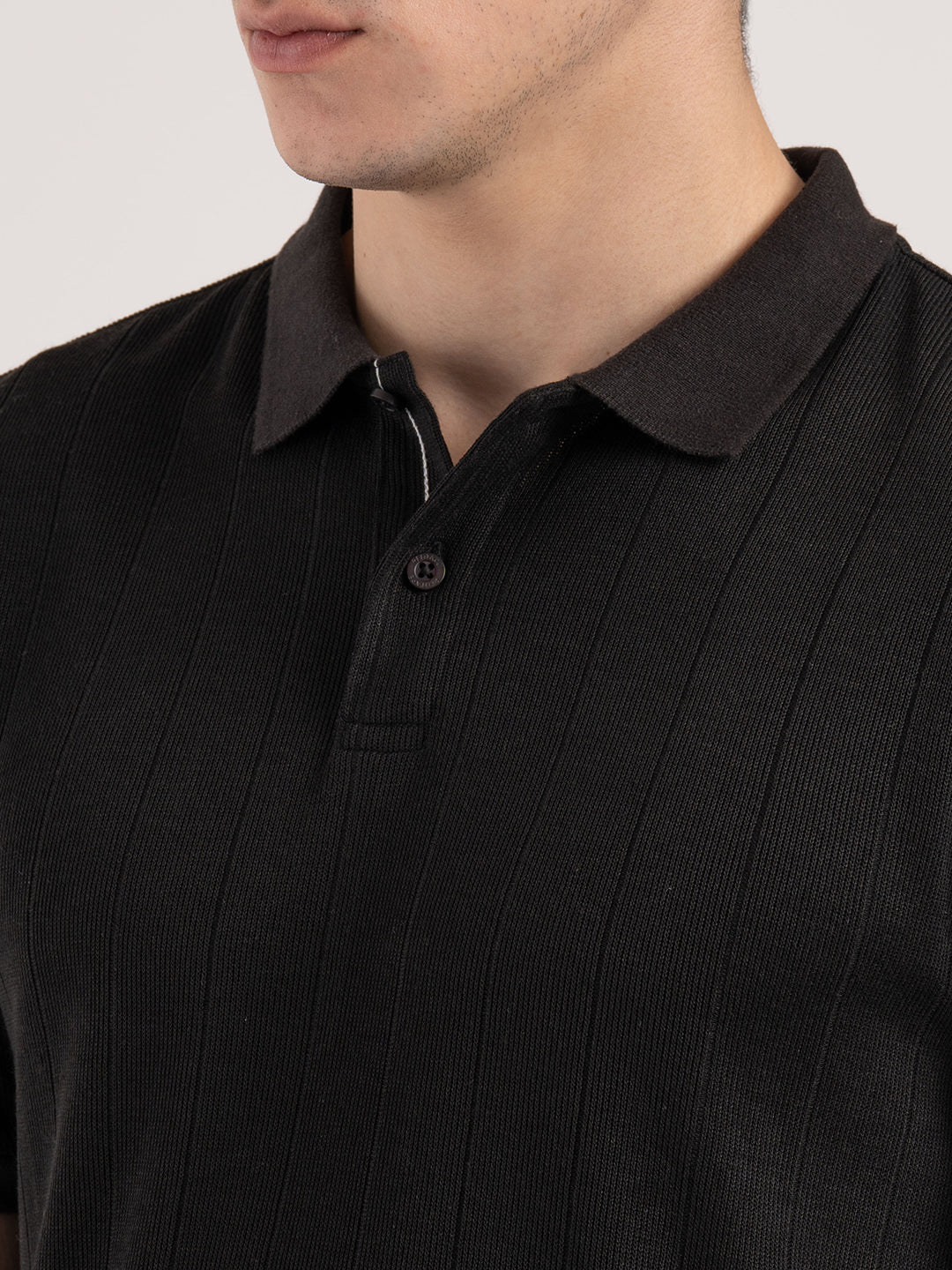 Men Black Structure Pattern Polyester Rayon Polo Collar Regular Fit T-Shirt - Image 4