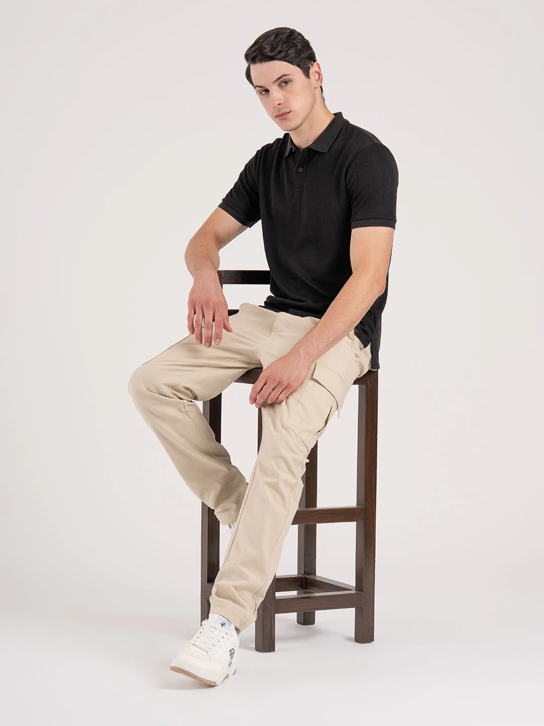 Men Black Structure Pattern Polyester Rayon Polo Collar Regular Fit T-Shirt - Image 5
