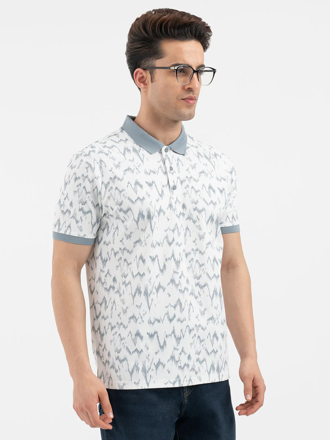 Red Tape Menâ€™s Polo T-Shirt in White And Blue - Image 2