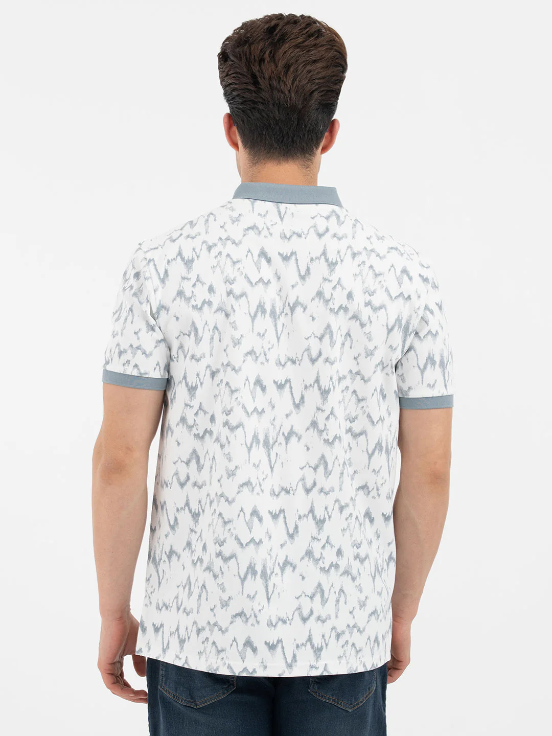 Red Tape Menâ€™s Polo T-Shirt in White And Blue - Image 3