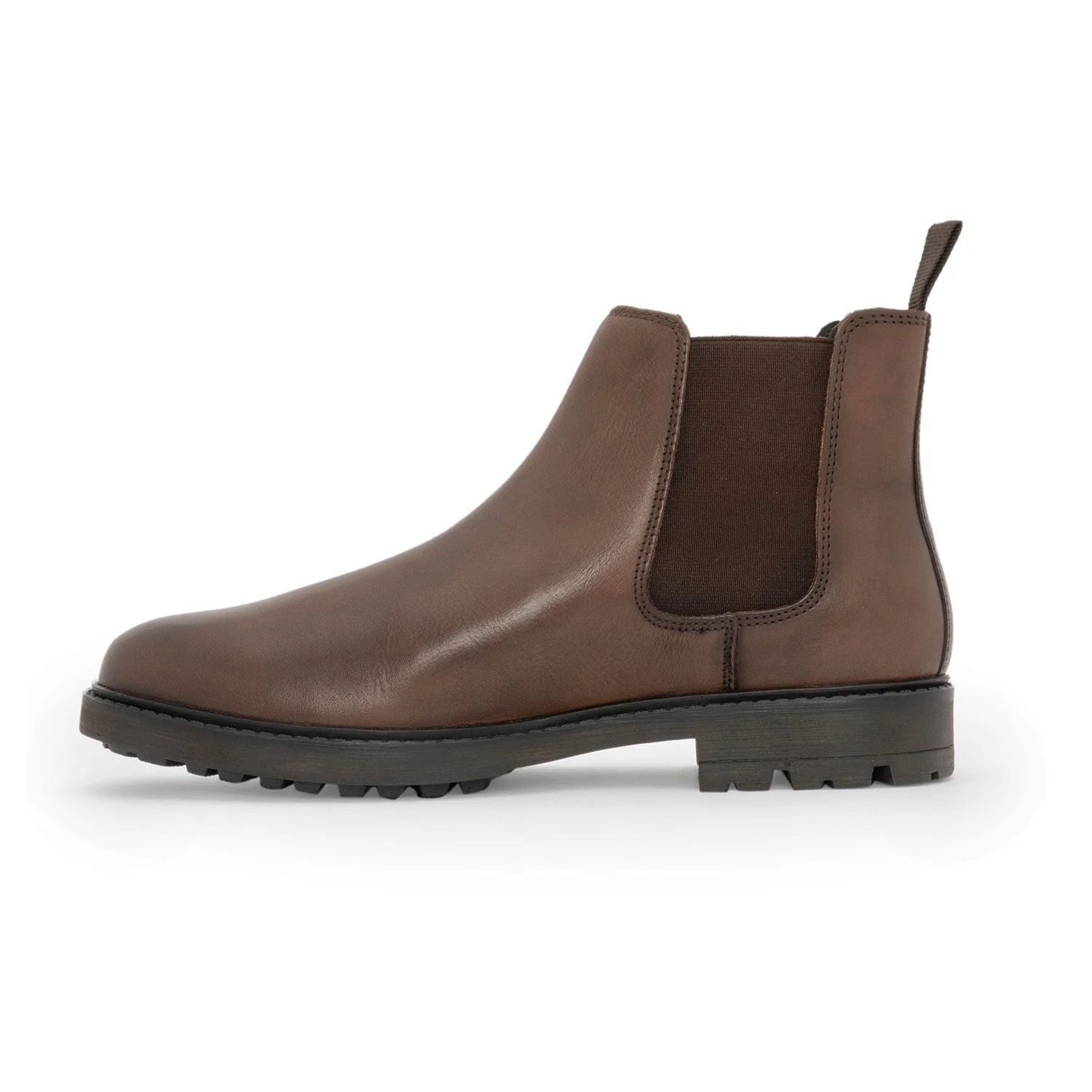 Men Chelsea Boots for Everyday Classic Appeal - Image 3
