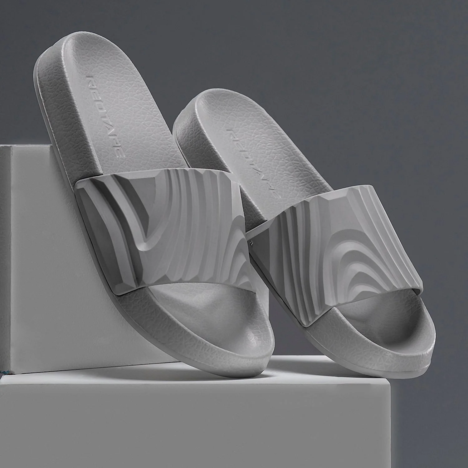 Men Pool Sliders for Laid-back Casual Comfort - Image 5