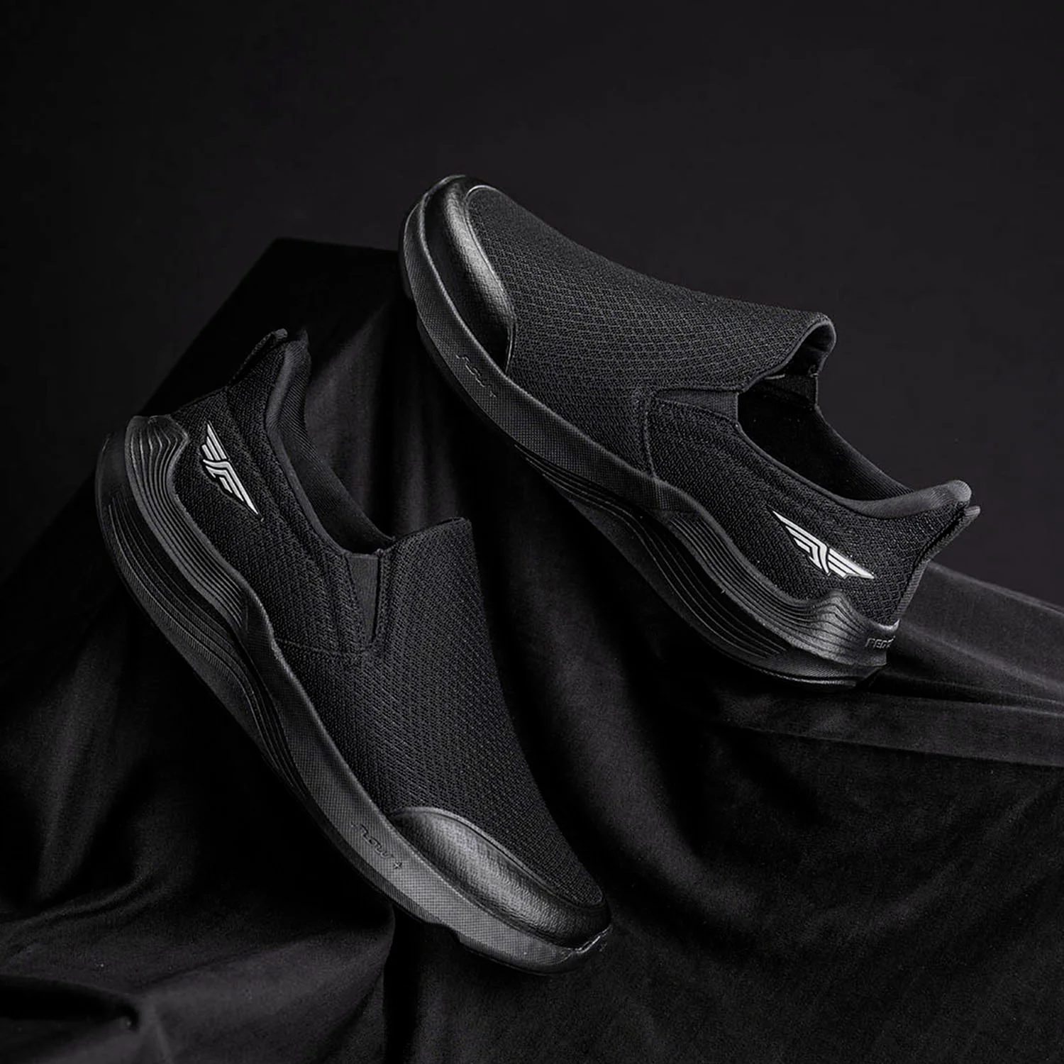 Men Walking Slip-Ons for Easy Comfort - Image 6