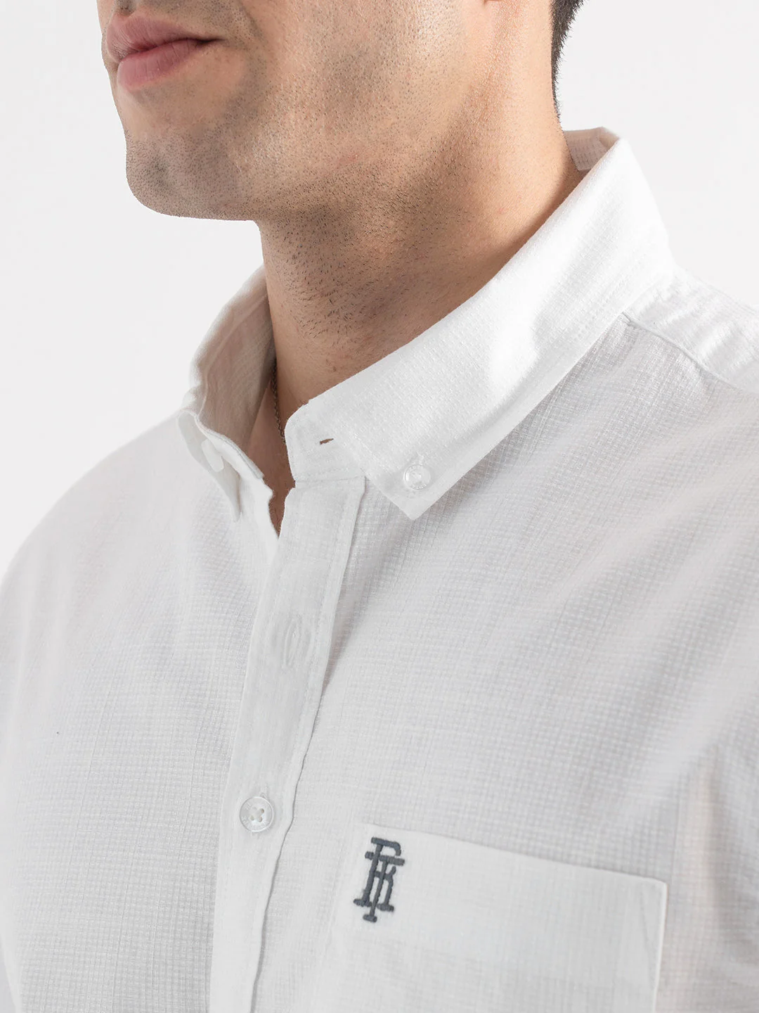 Men's White Casual Half Sleeve Shirt - Image 4