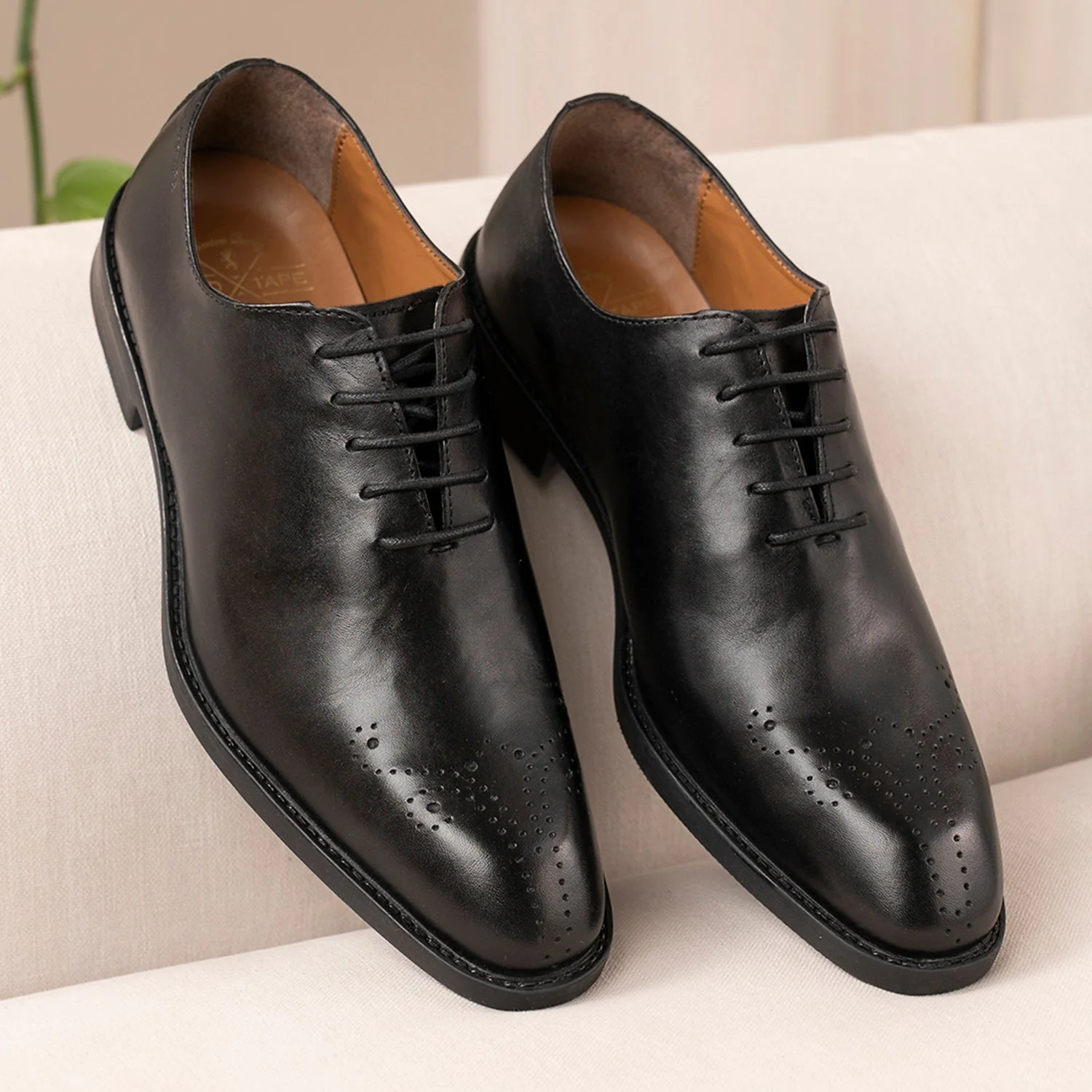 Men's Black Leather Low-Cut Shoes - Image 7