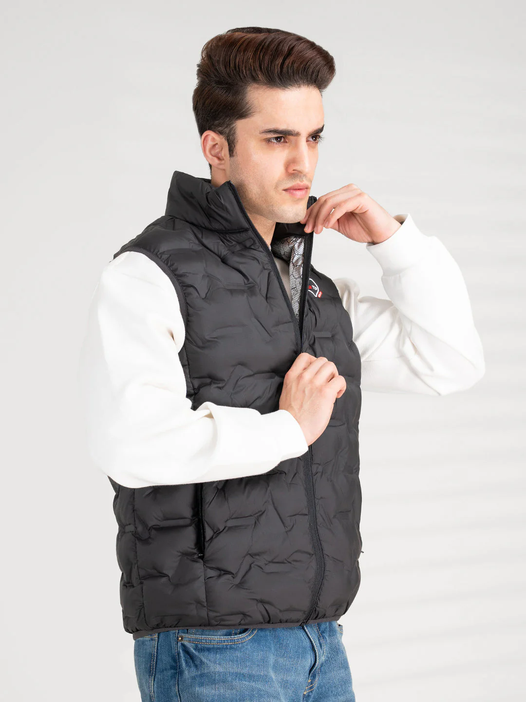 Men's Black Sleeveless Jacket | Winter Heatseal Jackets for Men - Image 6