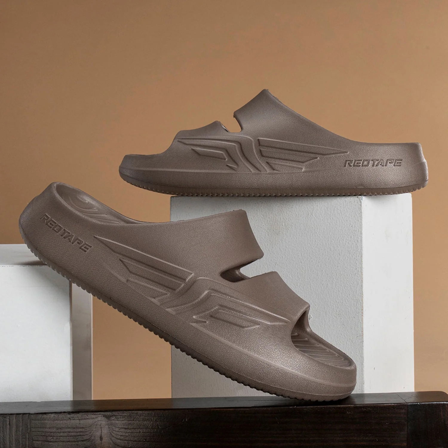Men Casual Sliders for Lightweight Everyday Comfort - Image 6