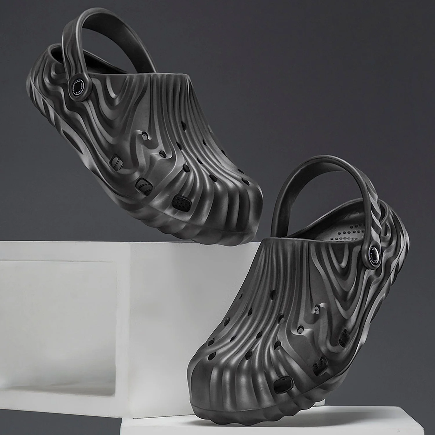 Mens Clog Sliders for Easy and Lightweight Comfort - Image 6