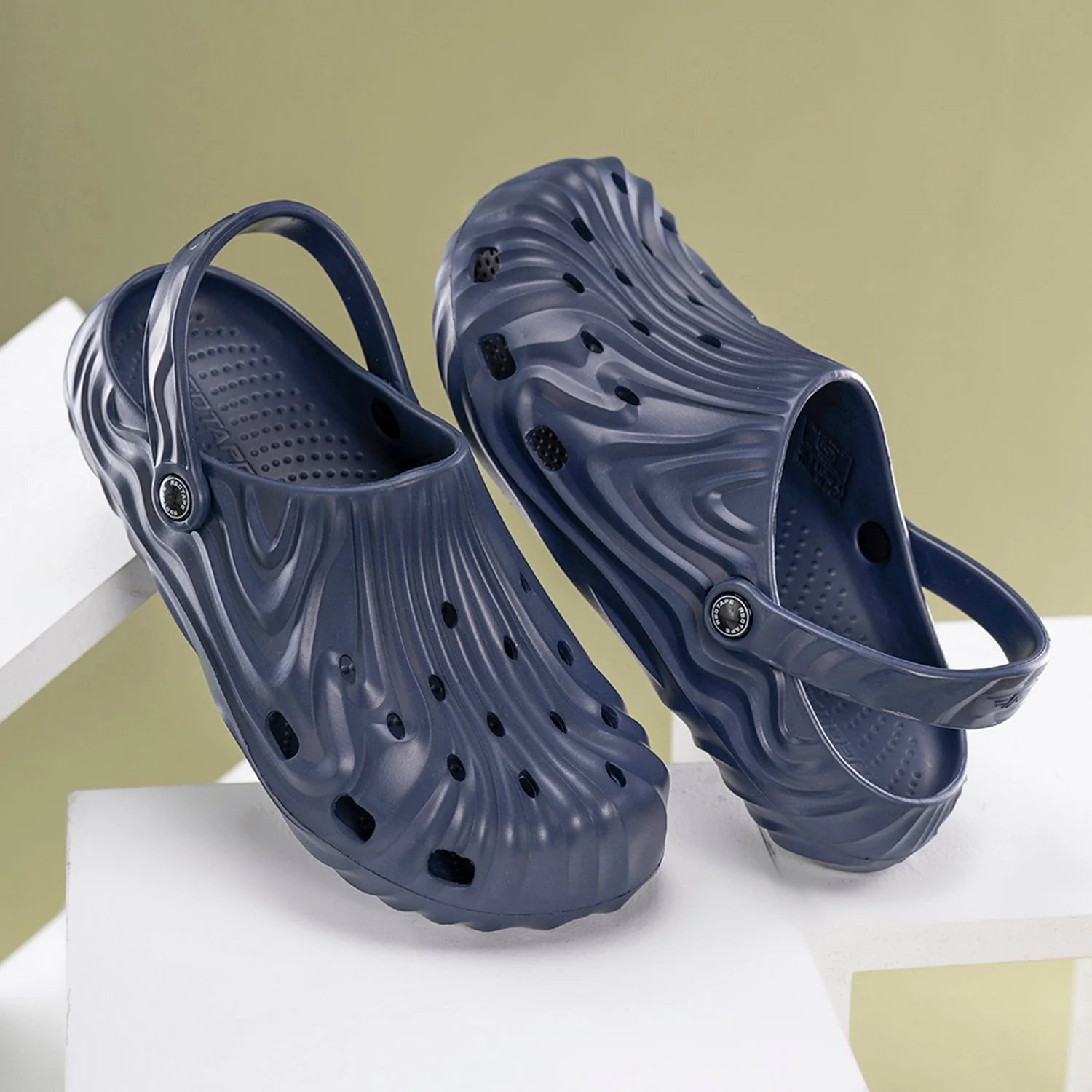 Men's Clogs for Lightweight Everyday Comfort - Image 6