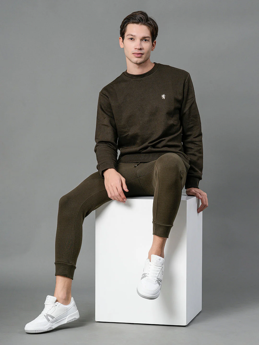 Men's Dark Olive Solid Sweatshirt - Image 5