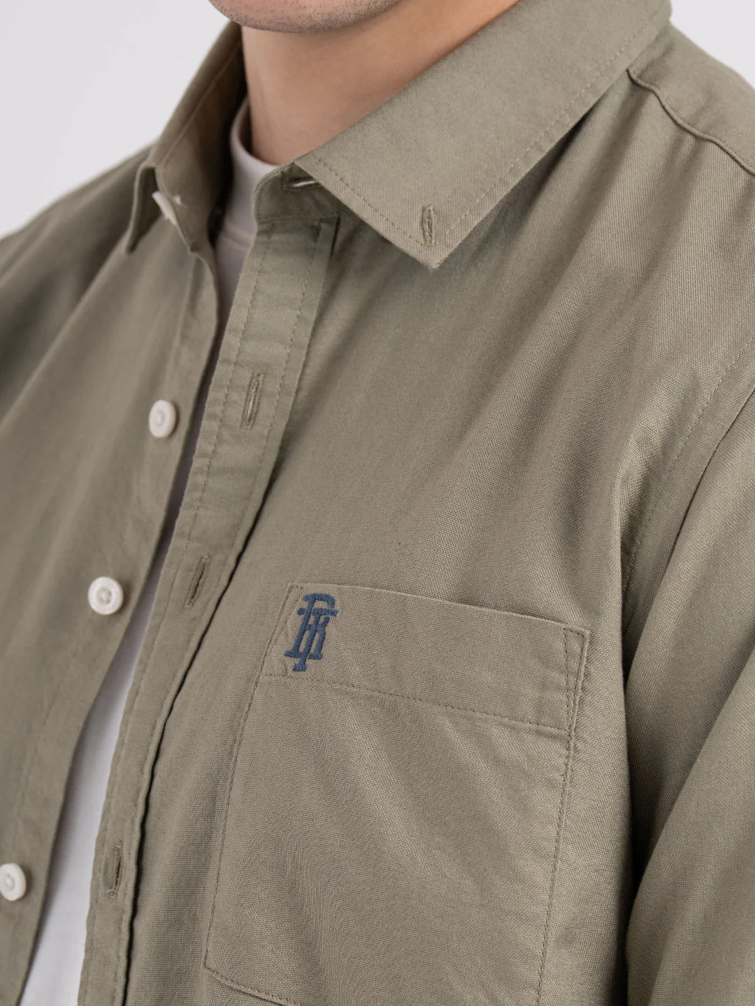 Oxford Solid Shirt for Men - Image 4