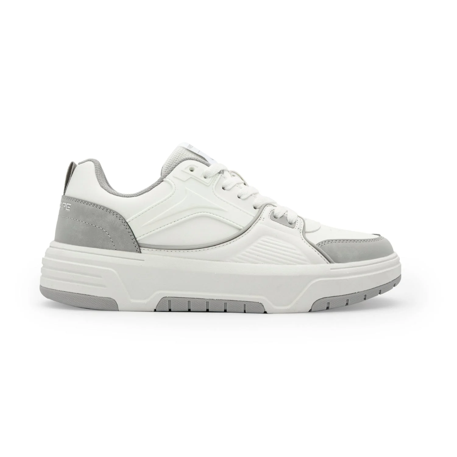 Mens' Lifestyle Sneakers for Elevated Everyday Style - Image 2
