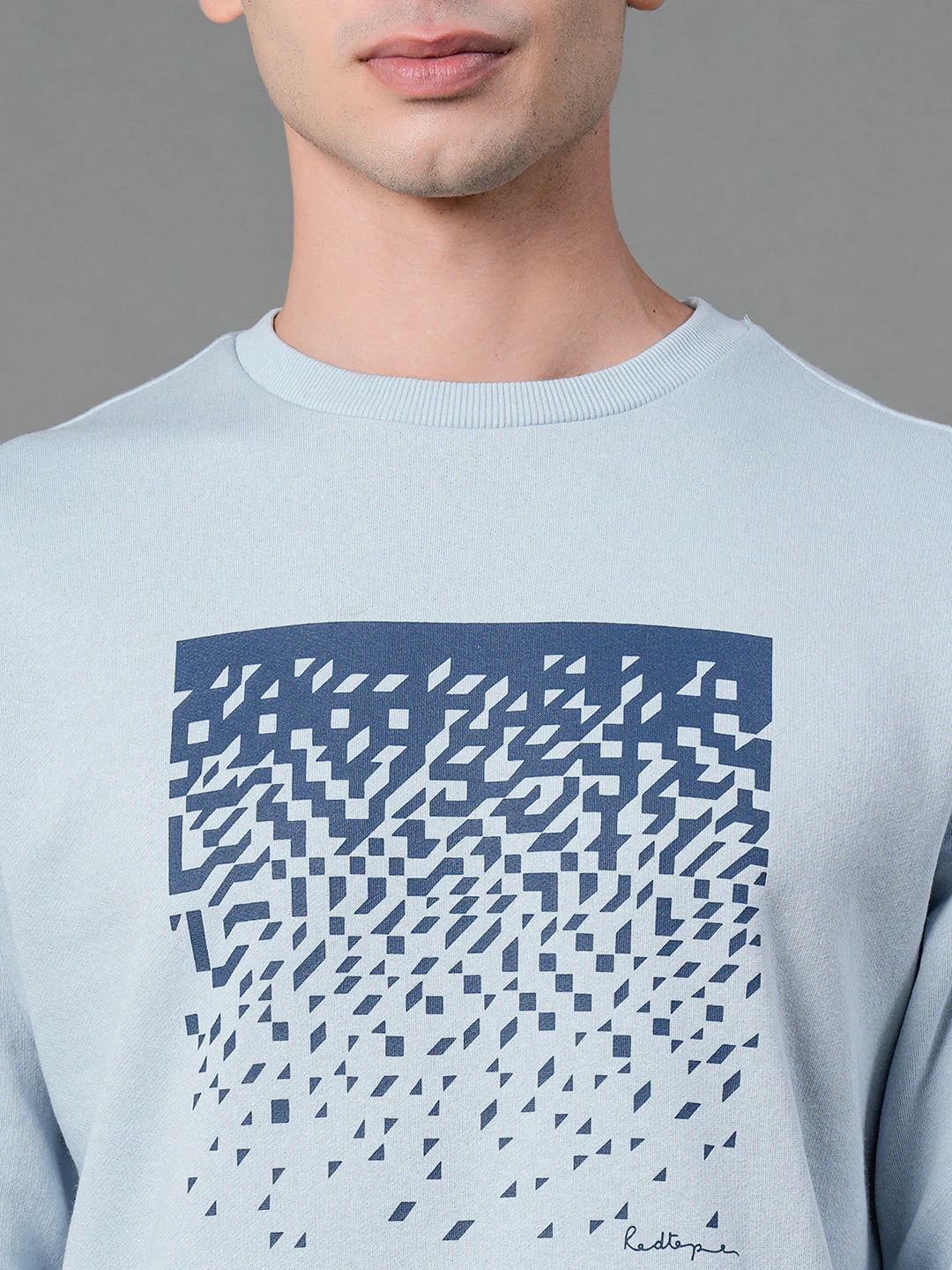 Men's Light Blue Graphic Print Sweatshirt - Image 4