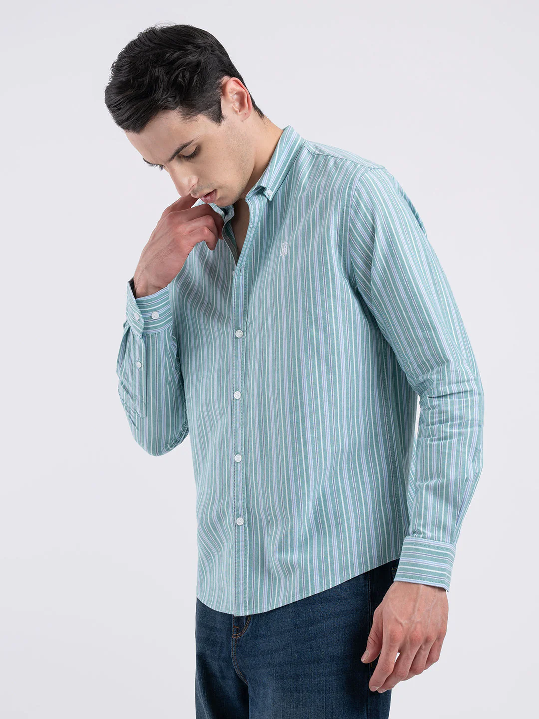 Men's Oxford Stripe Shirt for Casual Everyday Style - Image 2