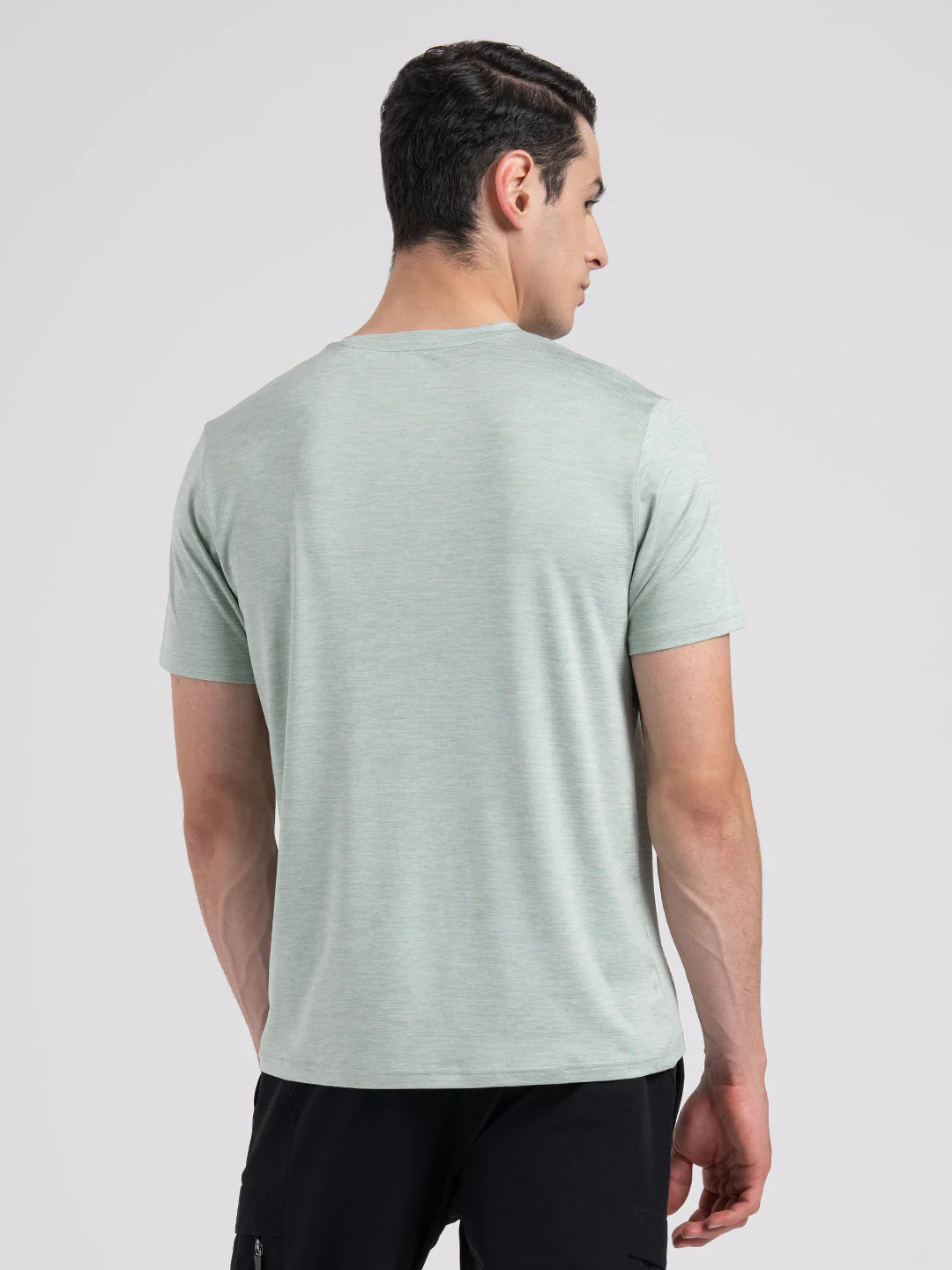 Men's Solid Round Neck T-Shirt - Image 5