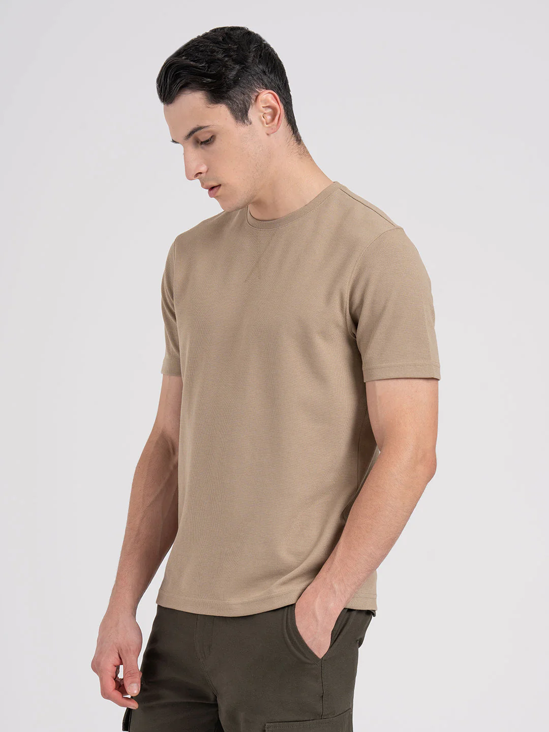 Men's Structured Round Neck T-Shirt - Image 4