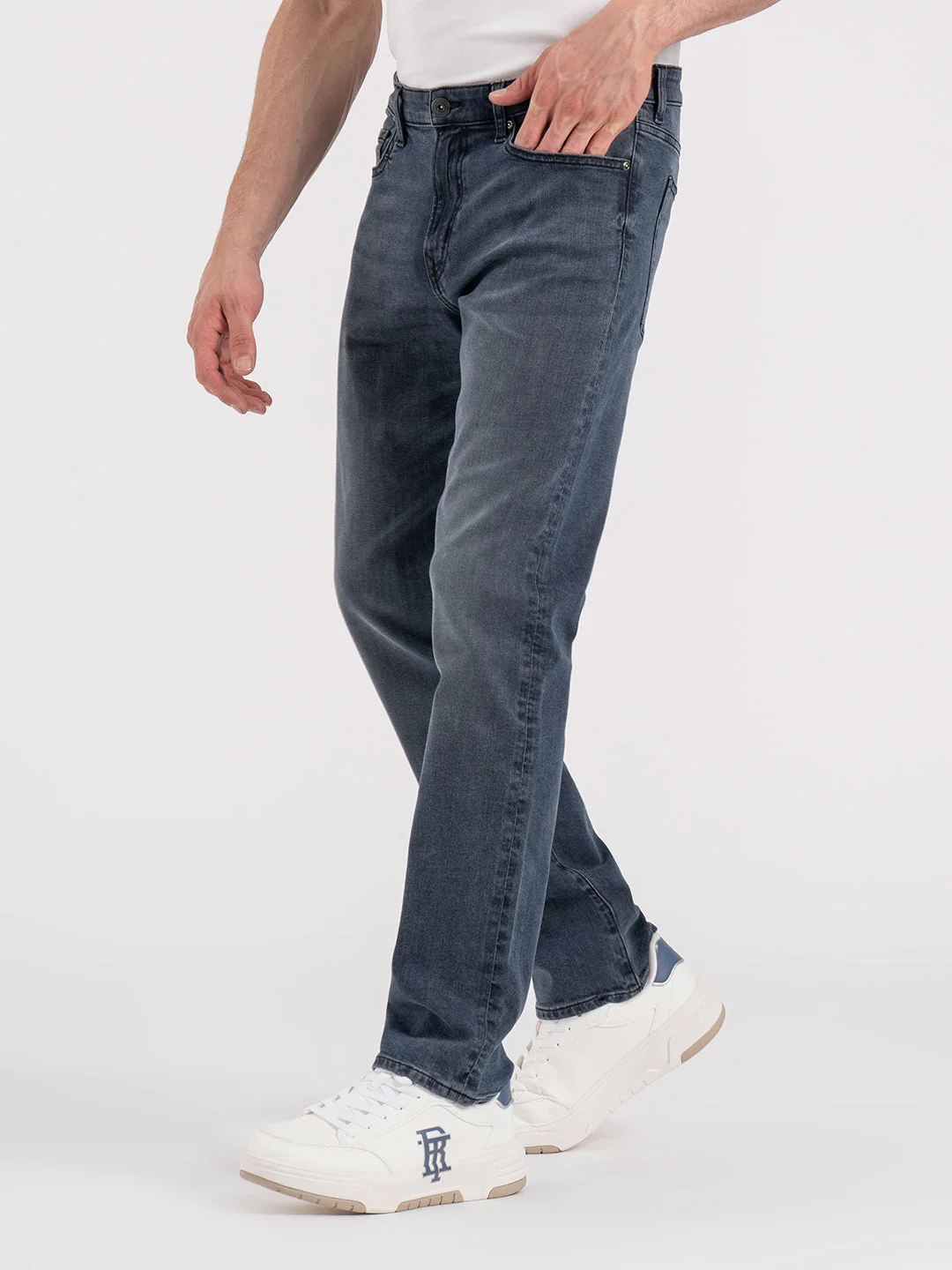 Men's Surf Blue Solid Cotton Spandex Straight Fit Jeans - Image 2