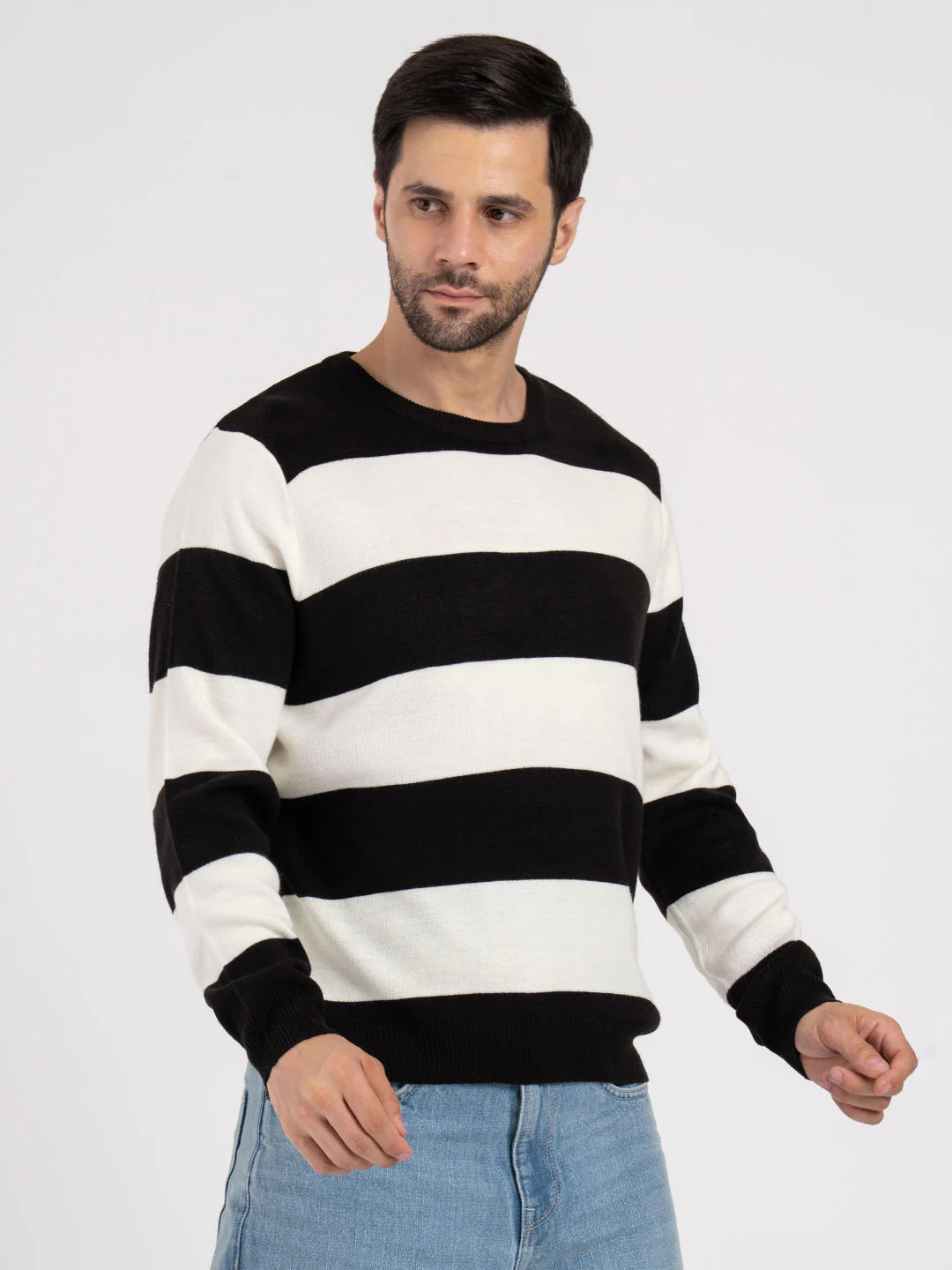 Mens Sweater for Casual Contemporary Style - Image 2