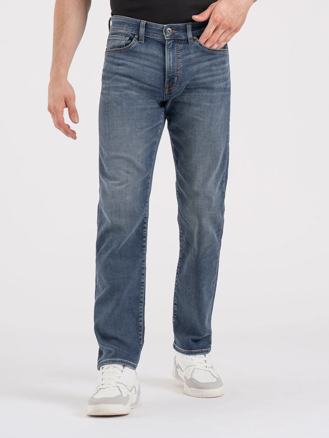 Men's Tinted Blue Solid Cotton Polyester Spandex Straight Fit Jeans - Image 7