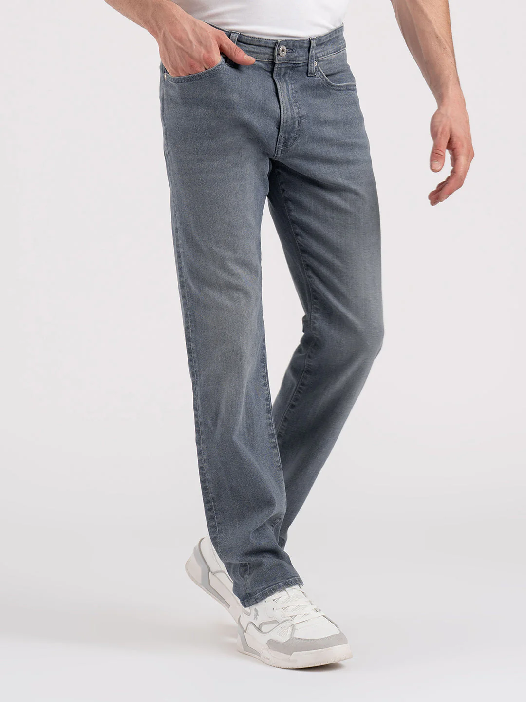 Men's Tinted Grey Solid Cotton Spandex Straight Fit Jeans - Image 6