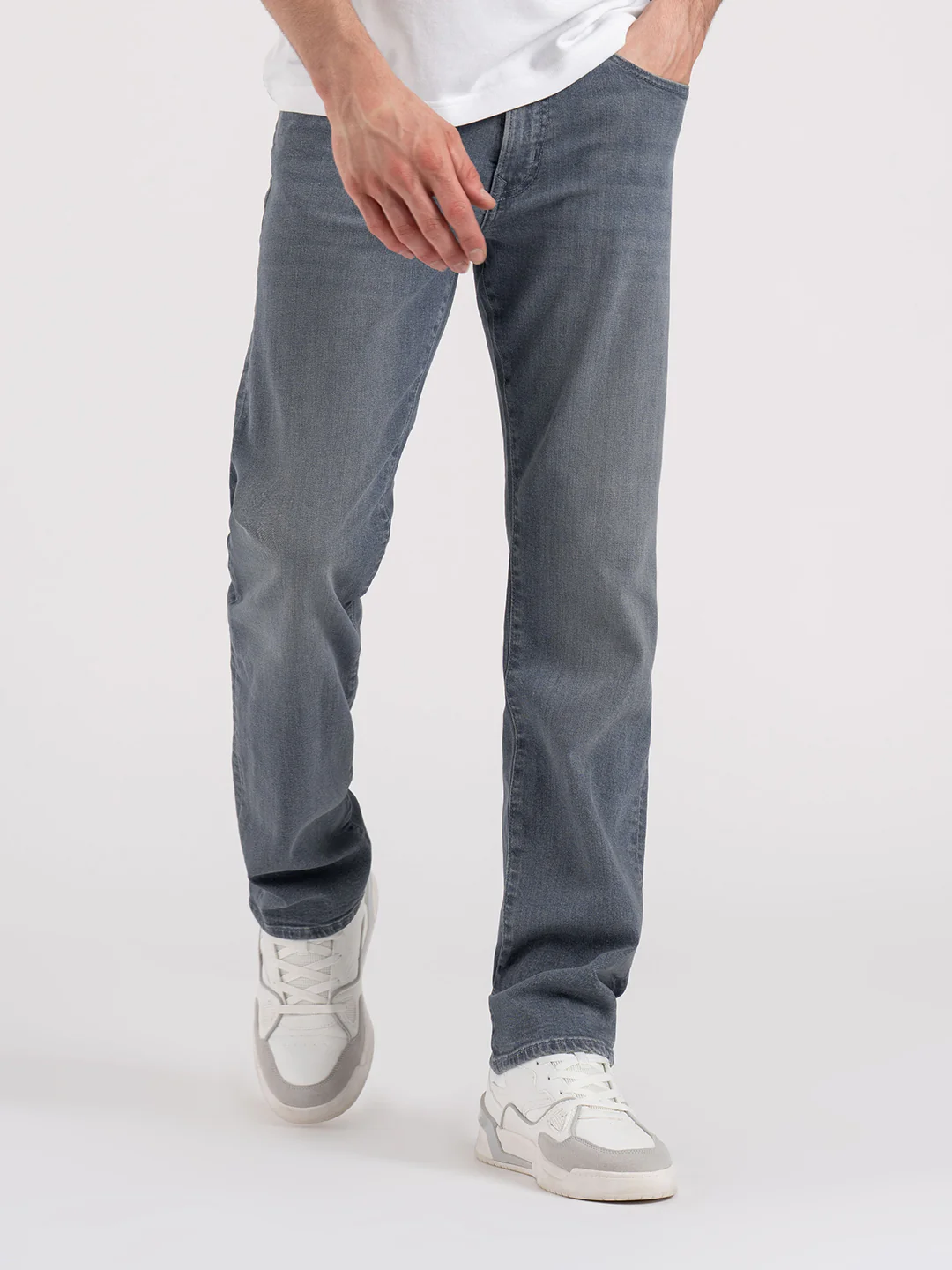 Men's Tinted Grey Solid Cotton Spandex Straight Fit Jeans - Image 9