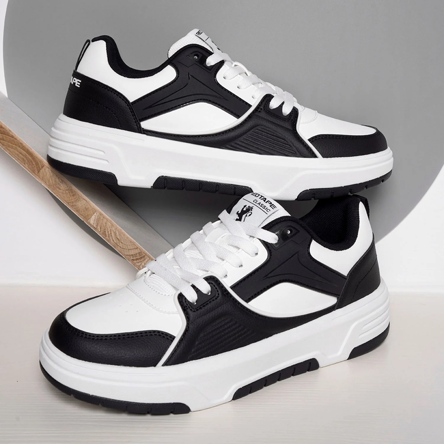 Mens Lifestyle Sneakers for Everyday Street Style - Image 6