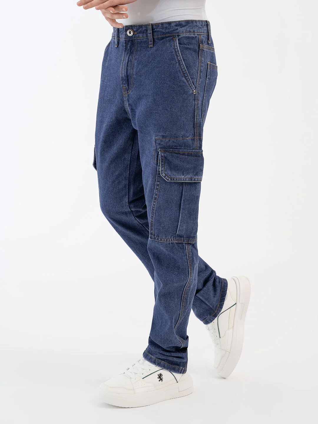Red Tape Mid Blue Jeans for Men - Image 2